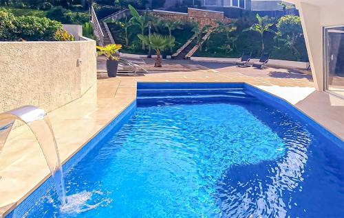 Villa With Swimming Pool