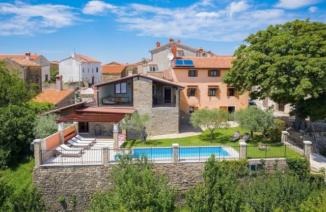 Villa Zamask with Private Pool and Whirlpool