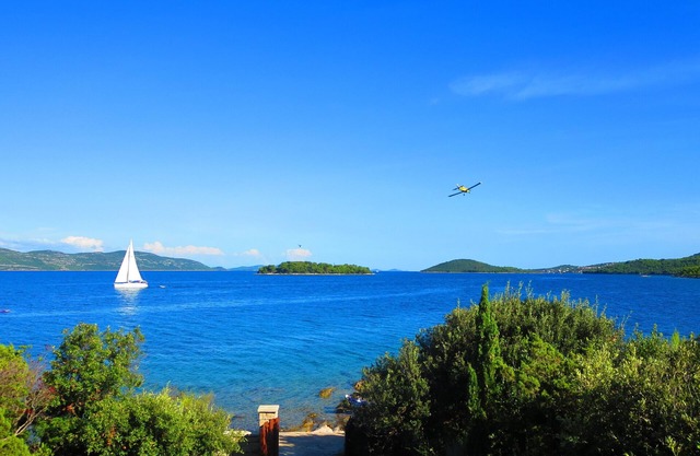 Villa Zeus beach hotel