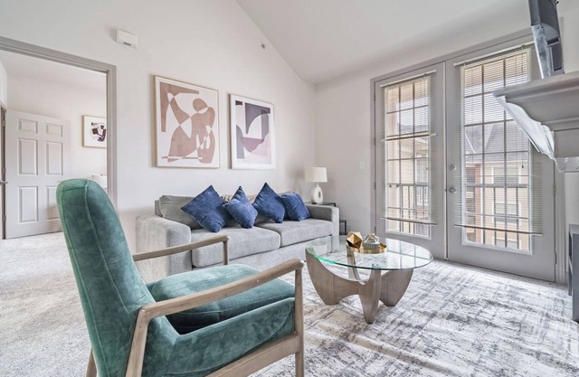 Village 2BD 2 - Two Bedroom Apartment, Sleeps 4