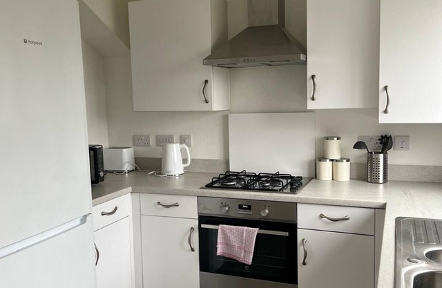 Village House St Mellons - Close to A48 and M4n