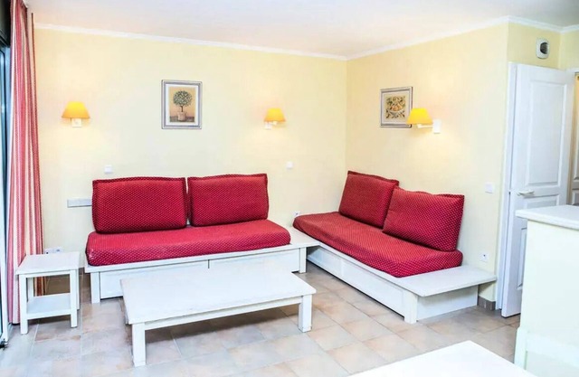 Village Pont Royal in Provence - maeva Home - Selection 1 bedroom apartment (7 people)