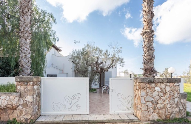 Villetta Federica 4/6 p. l Torre Suda in the Gallipoli / Torre San Giovanni area