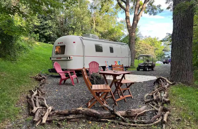 Vintage Argosy Airstream RV