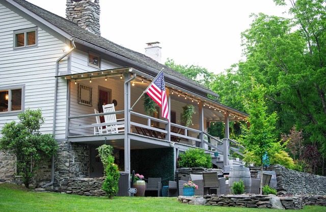 Vintage farmhouse with modern, high-end finishes
