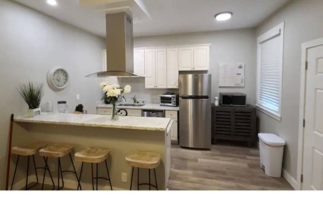 Vintage Lifestyle Modern Amenities