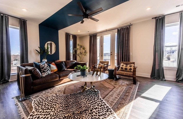 Vintage Nashville 230-Rooftop Deck-Mins to Broadway