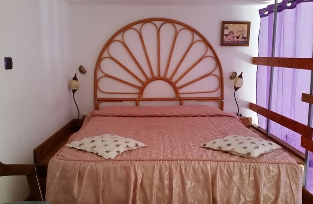 VIOLET HOUSE - LOVELY OPEN SPACE IN THE HINTERLAND OF CAGLIARI