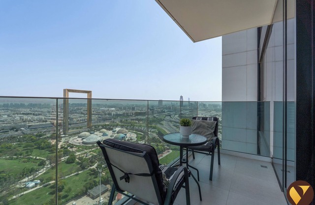 Vogue 2BHK Dubai Frame View Park Metro
