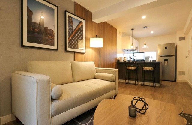 w* | Impressive 1BR Near Central Restaurante