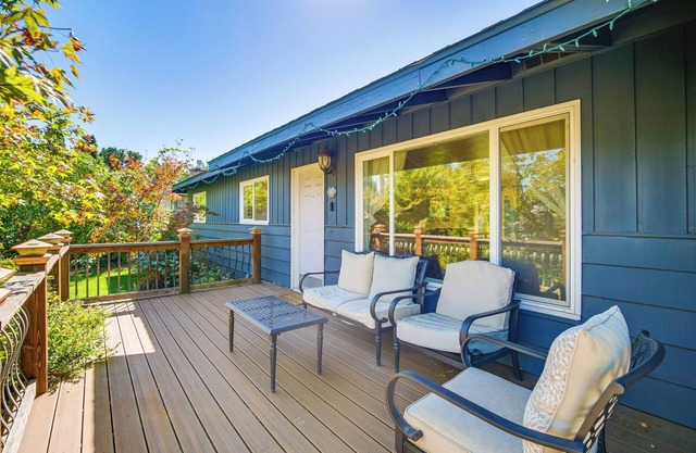 Walk to Rogue X: Medford Family Home w/Large Yard