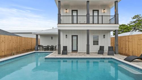 Wanderlust by AvantStay Walk to Beach Pool New Construction