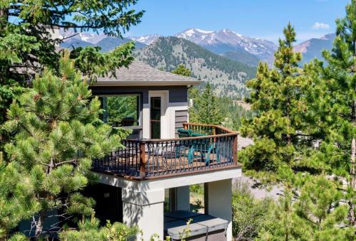 Wanderlust Luxury Vacation Home at Windcliff condo