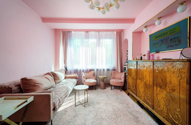 Warsaw Downtown Colourful Apartment