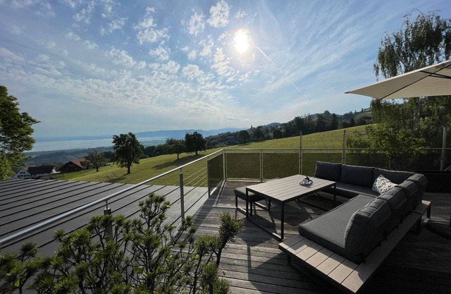 Wartheim holiday flat with private terrace