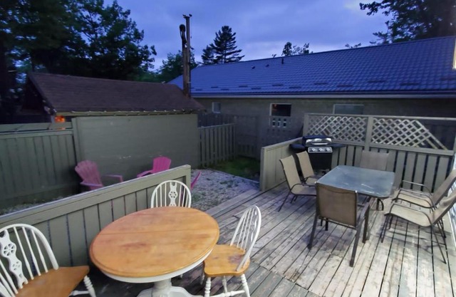 Wasaga Beach Cottage 2