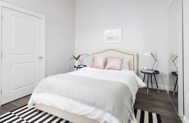 Washer/Dryer in-unit! Close to MGH & Beacon Hill