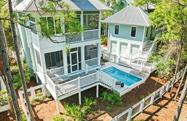 WaterColor! Carriage House, Pool, LSV, Bikes! Next to Camp WaterColor Waterpark!