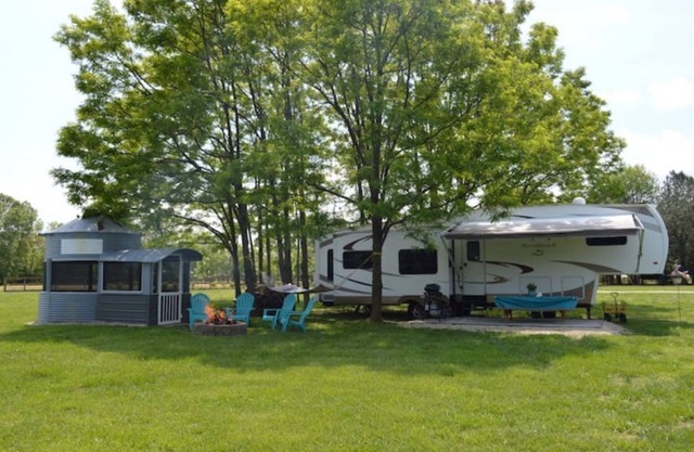 Waterfront at the Pines of Canoe Neck