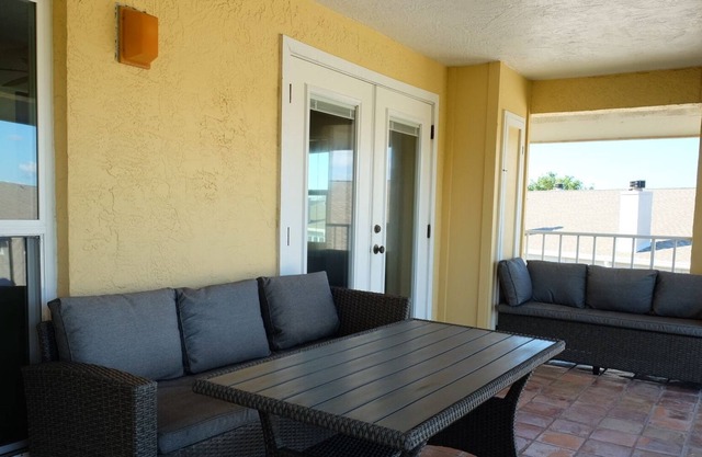 Waterfront condo in Tierra Verde near Fort Desoto and St Pete Beach