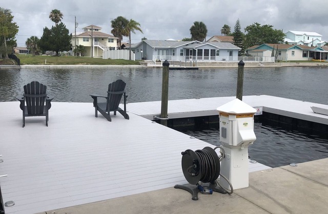 Waterfront Hernando beach 3 beds/2bath on deep water canal w/Dock, Fishing/kayak