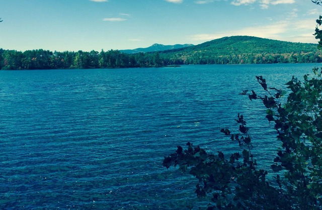 Waterfront/ Ski Home -minutes to N. Conway