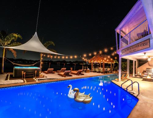 Waterfront Villa with Beach, Pool, Cinema, Game Room and Tiki