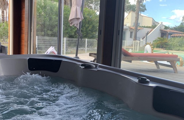 Waterfront villa with pool and jacuzzi