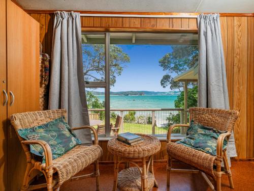 Waters Edge Cottage - Hahei Bach