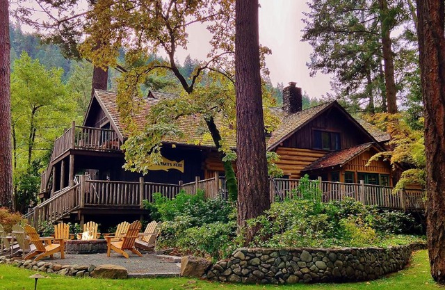 Weasku Inn