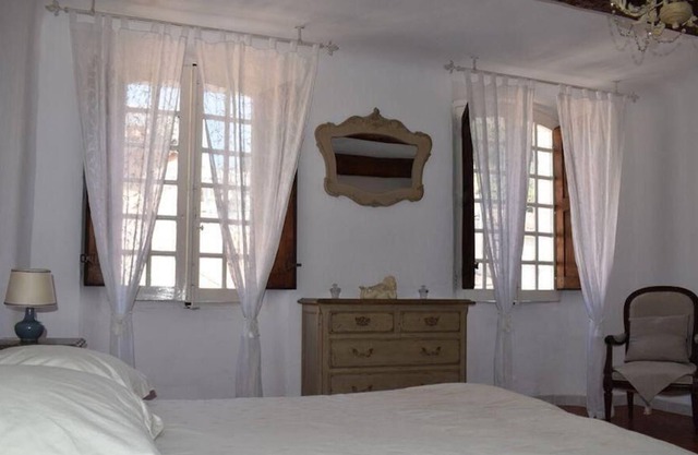 WELCOME BIG HOUSE in the village of Montfort sur Argens 83570