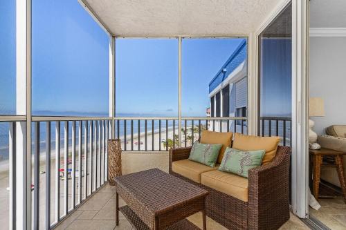 Welcome to Beach Villas # 704 - Updated Top Floor Gulf Front & Sunsets - Rental 250 Estero Blvd condo
