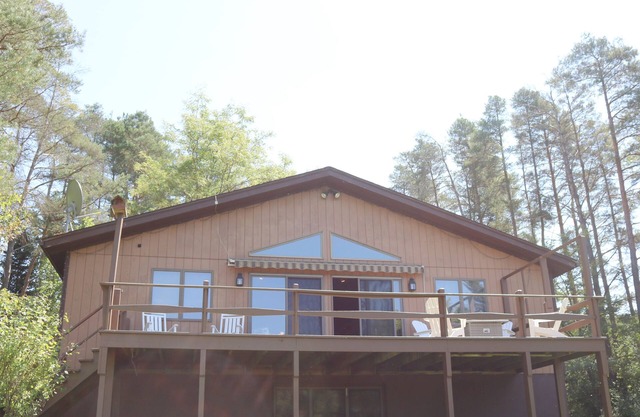 Welcome to Howe Hill Retreat!