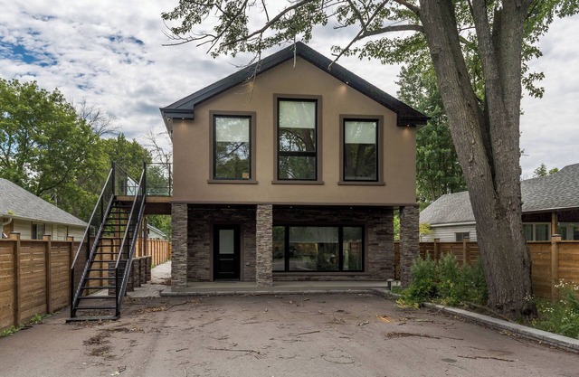 Welcome to Lake House by Lis, where stunning lake views and serene sunsets await