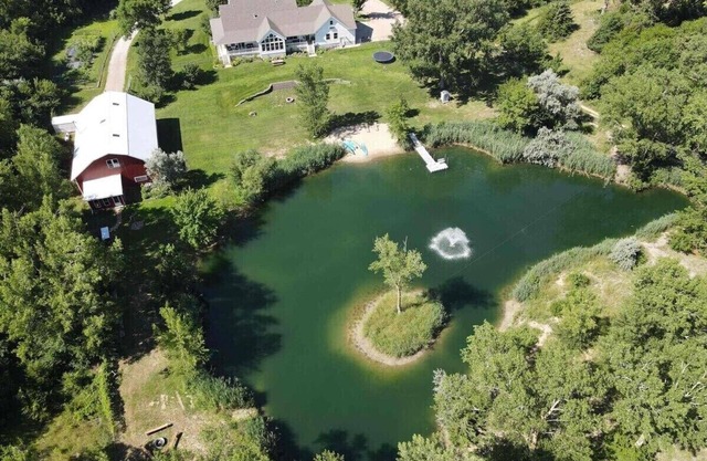 Welcome to River Run 2-bedroom Barn Cottage