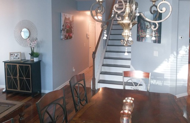 Welcome to the luxury comfort home. Enjoy your vacation and stay.