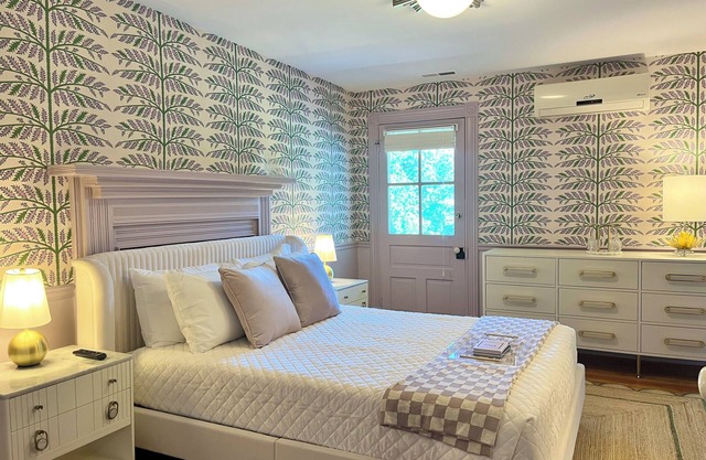 Welcome to the newly appointed Everett Estate: Where Modern Luxury Meets Historic Charm