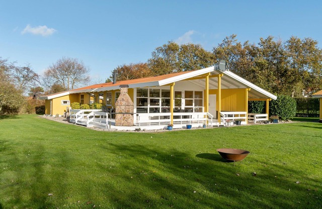 Welcome to this cosy holiday home with whirlpool and sauna for a wonderful holiday.