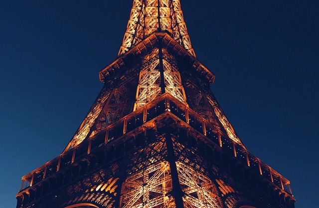 Welcome to your cocoon 5 minutes from Paris