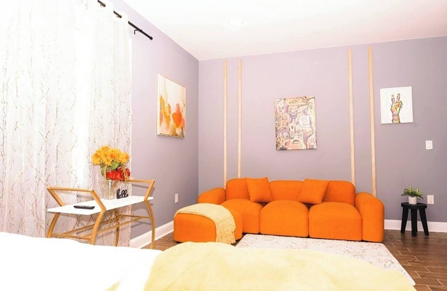 Welcome to your ultimate Philly getaway! Nestled in the heart of Philadelphia,