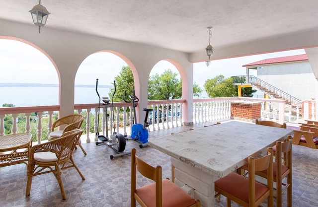 Welcoming Apartment in Tribanj with Terrace