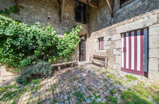 Welcoming holiday home in Ohey with garden