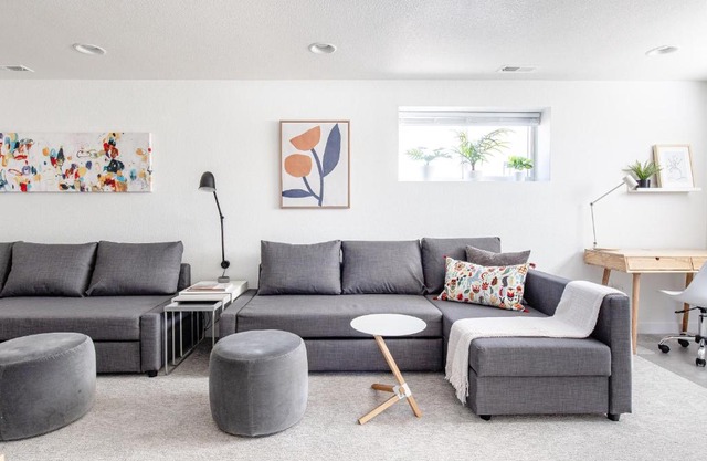 Well-Stocked, Family Friendly Home on the Westside STR-1669