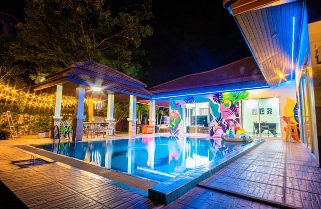 Wendy Pool Villa Pattaya