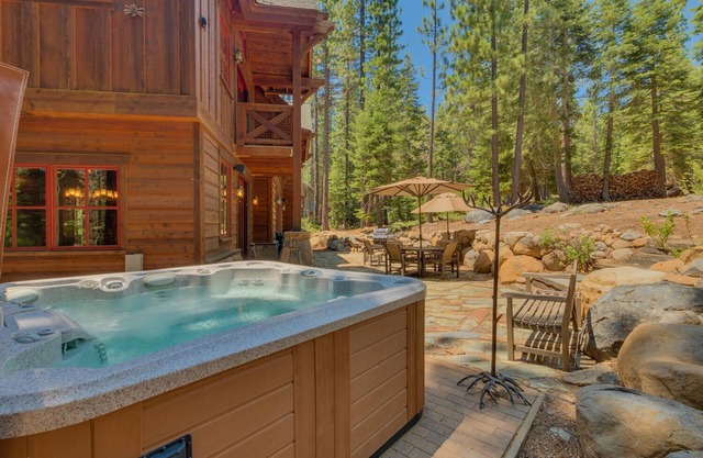 West Shore Bliss By Tahoe Getaways - 4BR, Private Hot Tub, Walk to Lake
