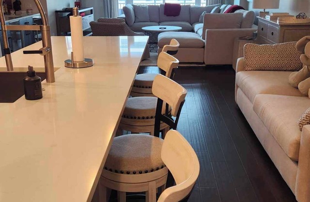 WESTGATE Condos. Next to the stadium .sleeps 6.