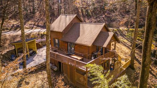 Whispering Pines Cabin