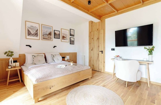 White Hills Aparthotel&SPA Apartment with Jacuzzi