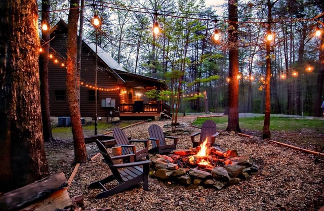 Whitetail Ridge!Hot Tub l Pool Table l Ping Pong