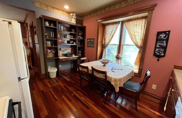 Whole Home in the Heart of St. Ansgar, Iowa